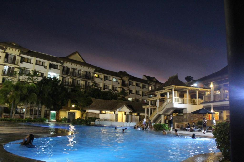 One Oasis Davao A4 Free Pool 3 Min Walk Sm Mall エクステリア 写真